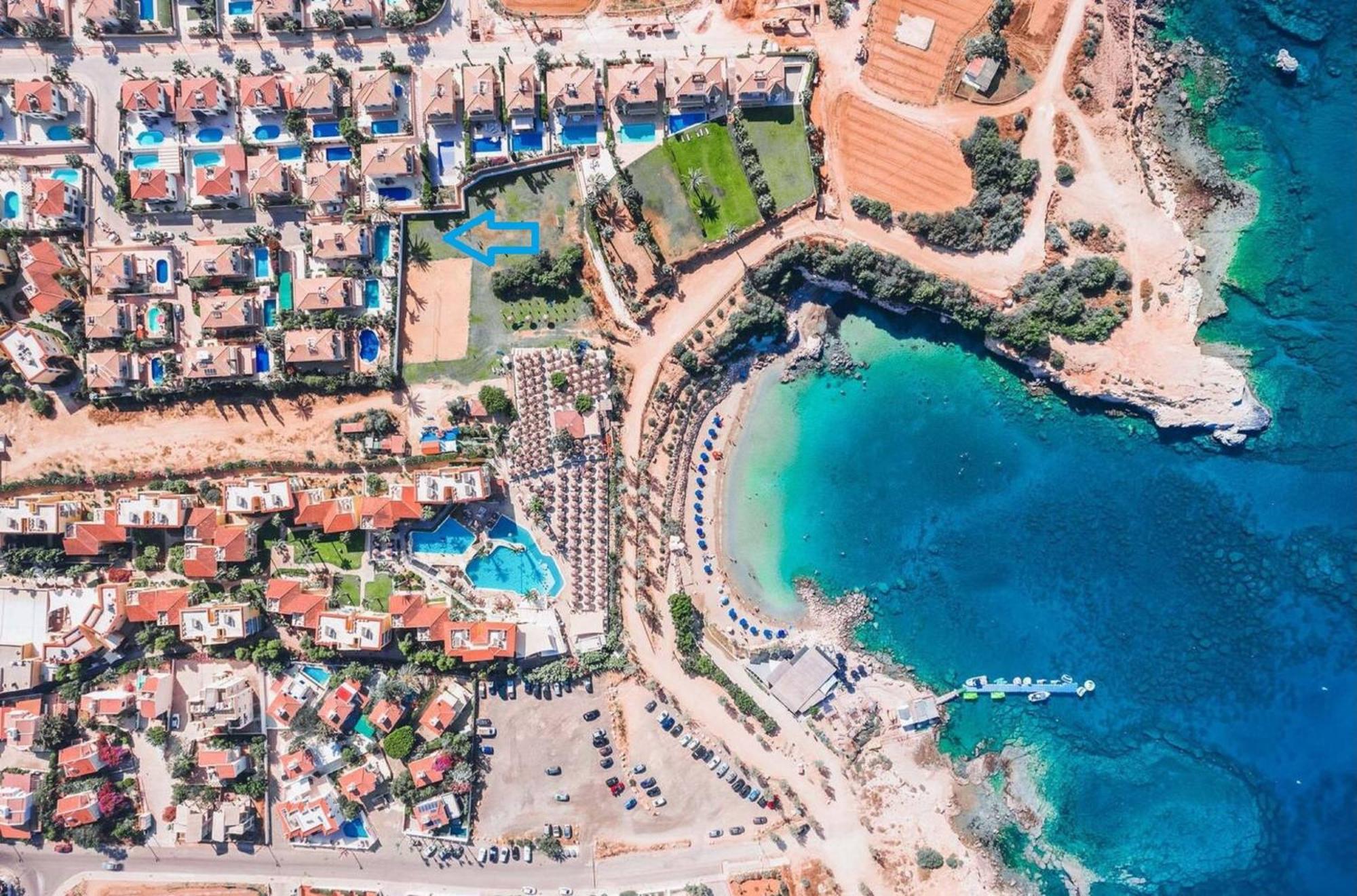Villa Oceania - Beachfront Паралимни Екстериор снимка